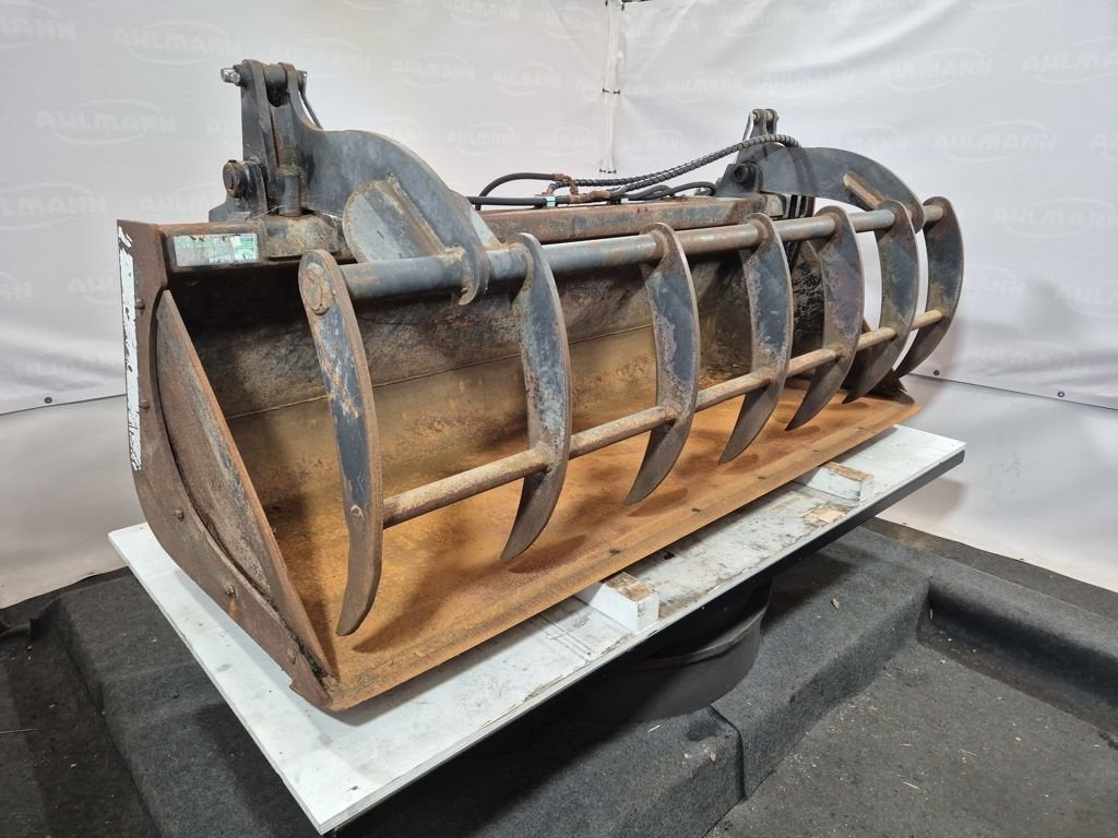 Bak met bovenklem Merlo B=2380 mm