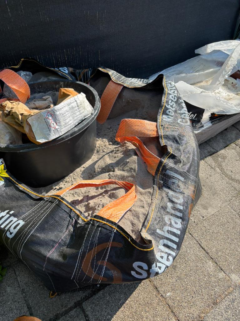 Ongeveer 0,3 kuub zand, Tuin en Terras, Zand, Ophalen, Metselzand