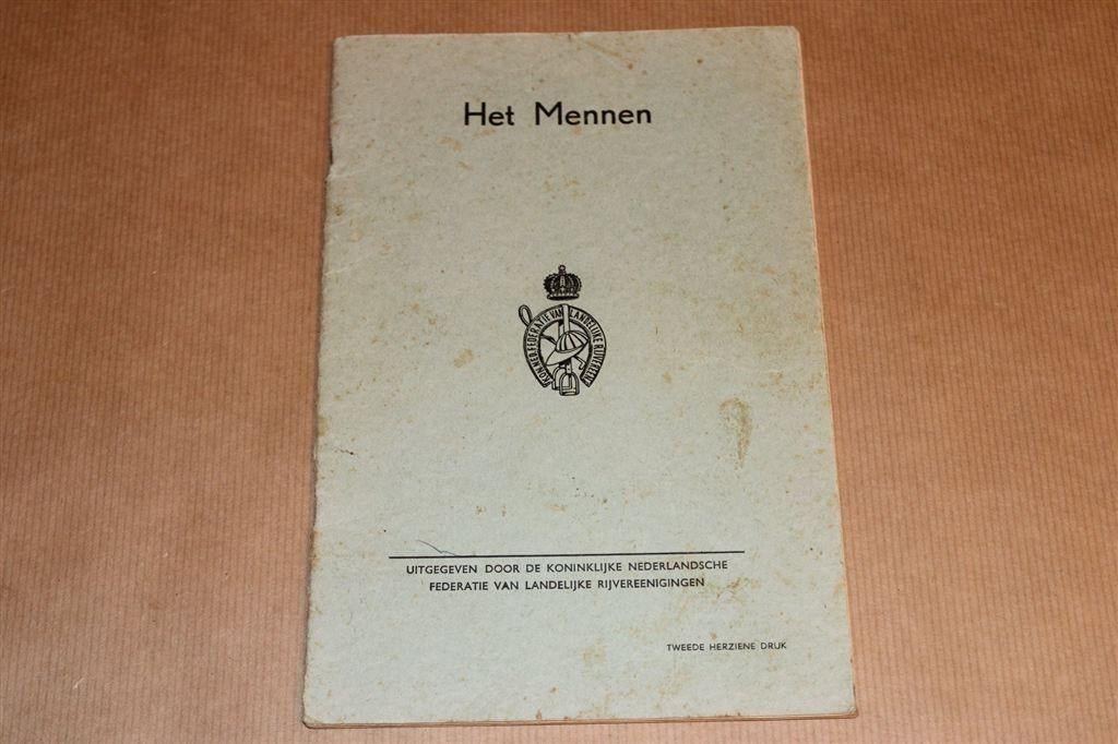 Het Mennen [ca. 1960] — Officiële Handleiding & Instructies, Boeken, Ophalen of Verzenden, Gelezen, Honden