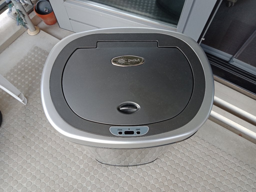 Prullenbak met sensor, Ophalen, 50 – 75, 40 liter of meer, Zo goed als nieuw