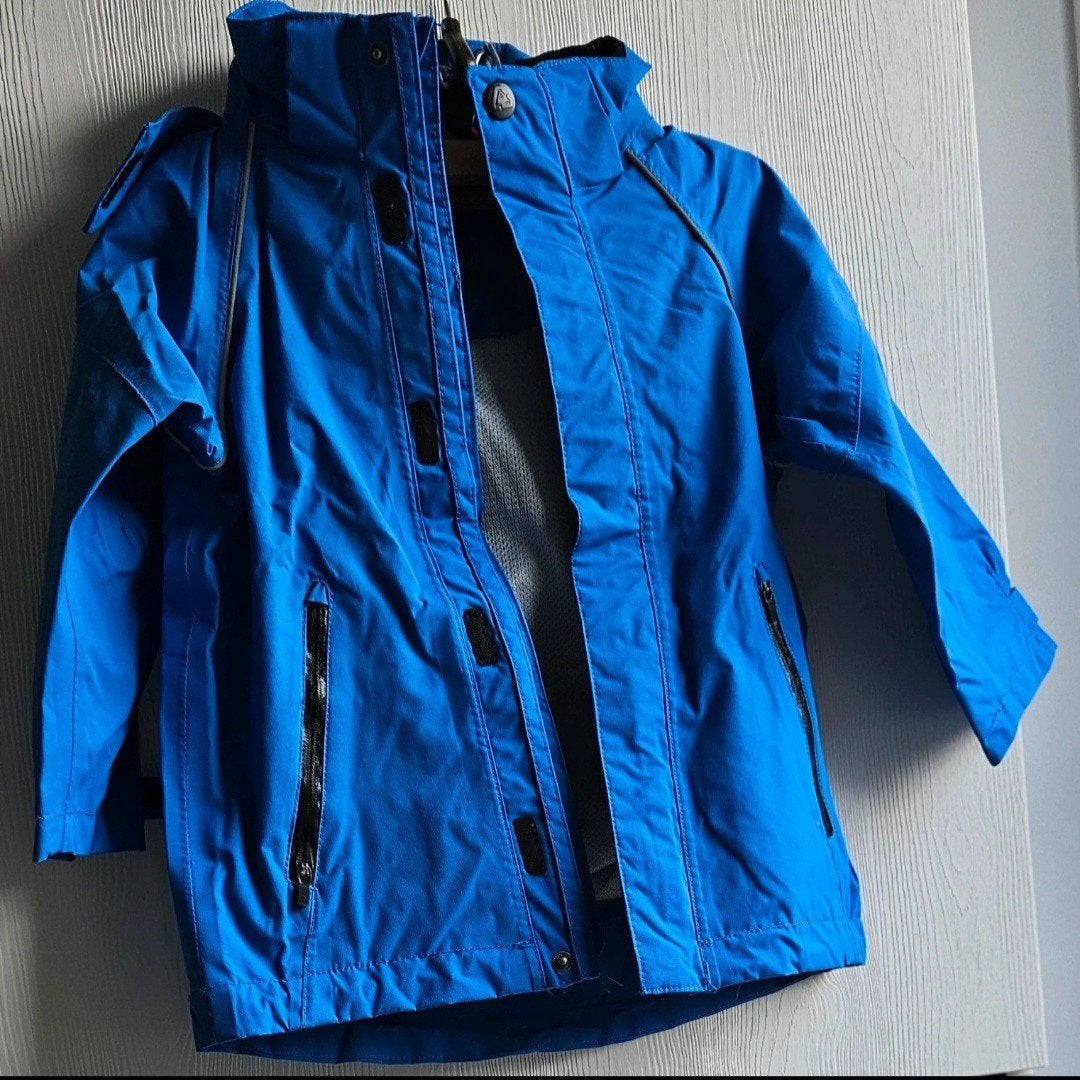Nieuwe H&M Wind- en Waterproof Jas Maat 98 voor Jongens, Kinderen en Baby's, Kinderkleding | Maat 98, Ophalen of Verzenden, Nieuw