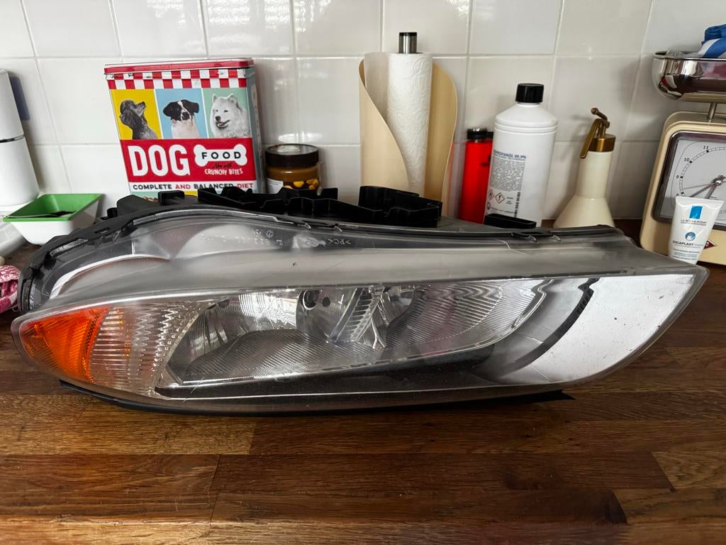 Linker koplamp VOLVO V70- nieuw 2011-2016, Ophalen of Verzenden, Nieuw, BMW