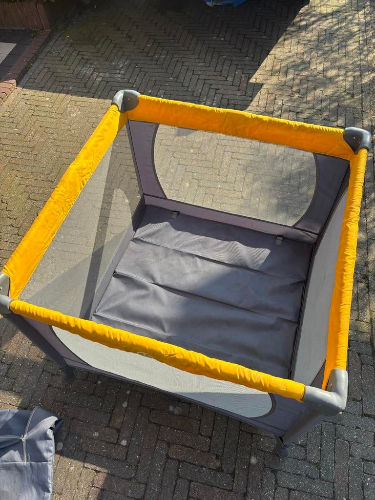 Handige Reis Baby Box - Giordani Winnie de Poeh, Ophalen, Gebruikt, Vierkant, Boxkleed