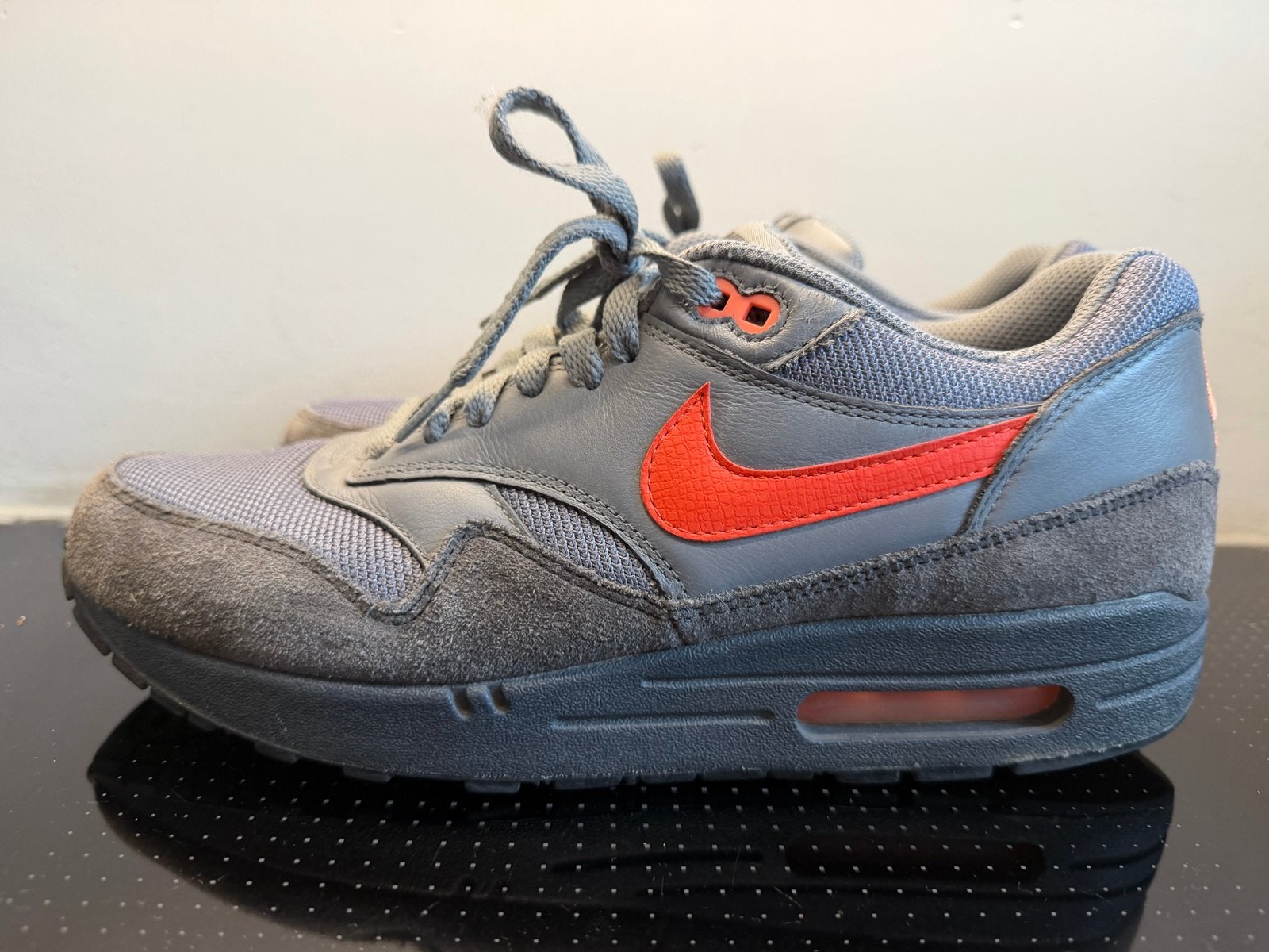 Nike Air Max 1 FB Anthracite Orange- Maat 43, Ophalen of Verzenden, Gedragen, Overige kleuren, Sneakers of Gympen