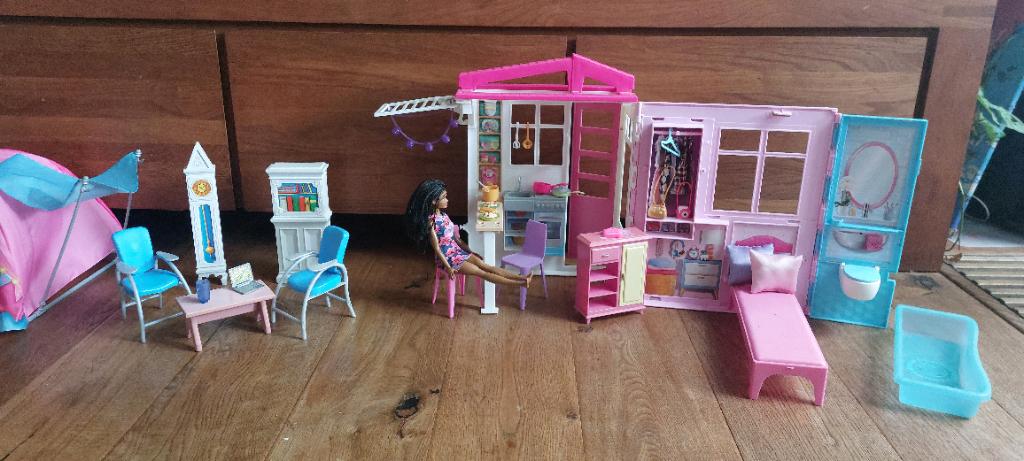 Barbie huis, tent, kapper, Ophalen of Verzenden, Gebruikt, Poppenhuis