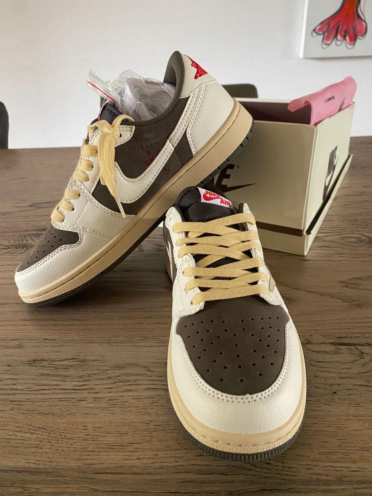 Nike air jordan I travis scott, Bruin, Nieuw, Ophalen of Verzenden, Sneakers of Gympen