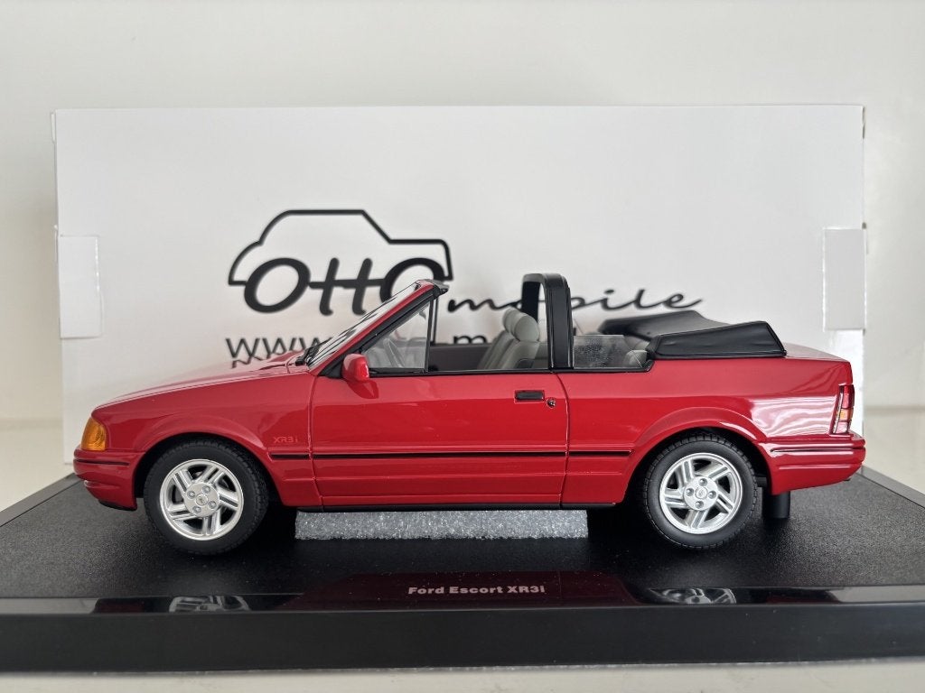 Ford Escort Mk4 XR3i Cabriolet 1986 1:18 (nieuw), Verzenden, Nieuw, Auto, OttOMobile