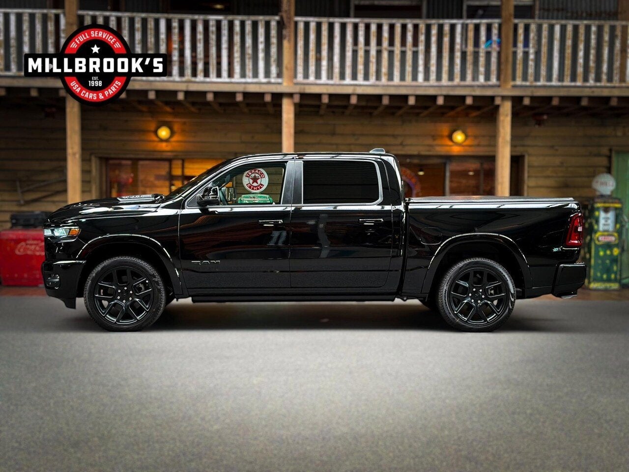 Dodge Ram 1500 3.0 Hurricane Premium Laramie Night, BPM VRIJ, Auto's, Automaat, Zwart, Leder, Bedrijf