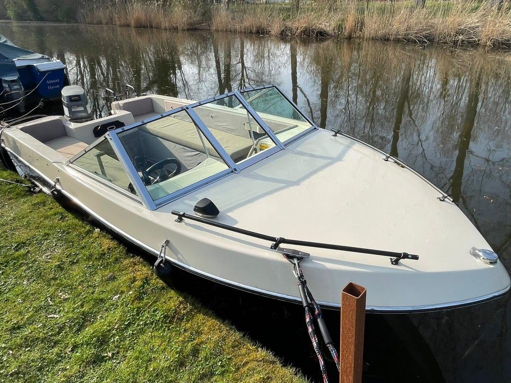 Invader 160 40PK Yamaha zeer compleet boot 6 pers vaarklaar, Ophalen, Zo goed als nieuw, Minder dan 70 pk, Buitenboordmotor