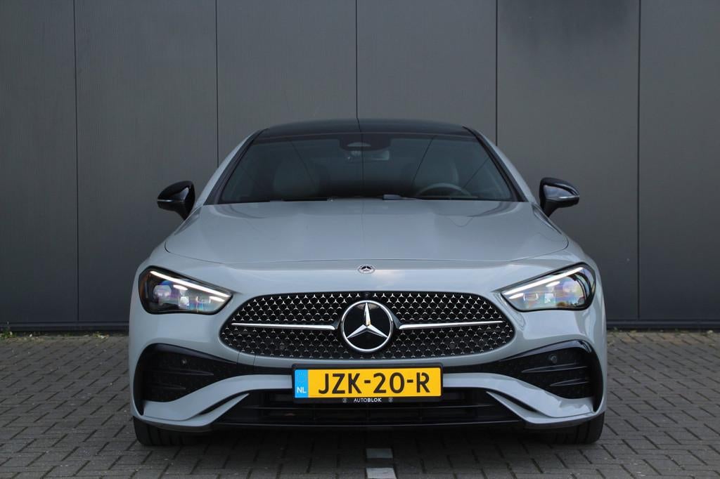 Mercedes-Benz CLE Coupé Mercedes-Benz CLE Coupé 200 AMG Li, Auto's, Automaat, 4 cilinders, 4 stoelen, Adaptive Cruise Control