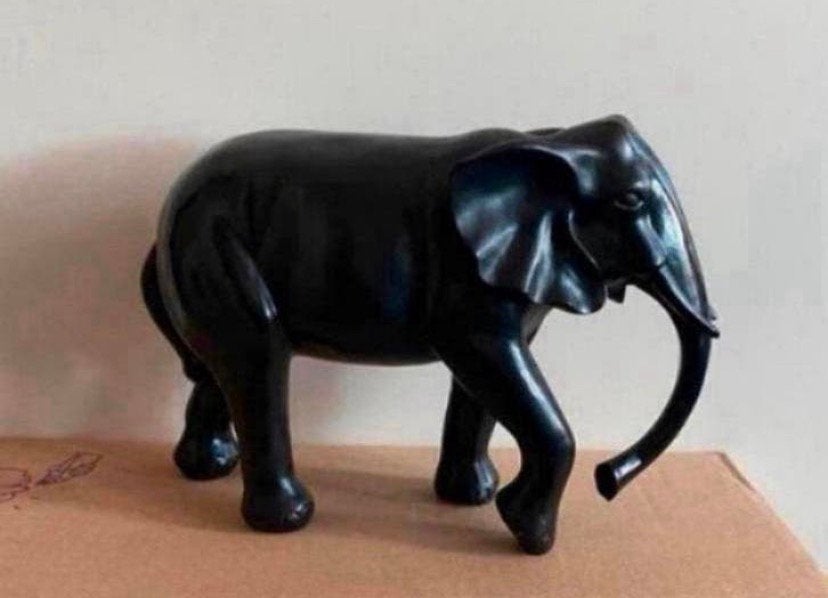 Olifant beeldje zwart, Verzamelen, Beelden en Beeldjes, Verzenden, Zo goed als nieuw, Dier