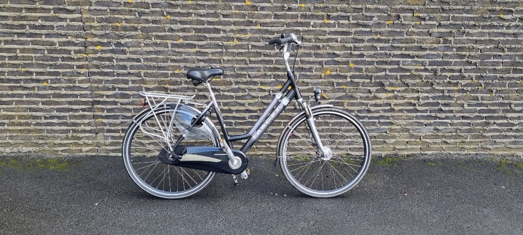 Target damesfiets met 8 versnellingen en rollerbrake remmen., Gebruikt, Versnellingen, 56 cm of meer, Ophalen
