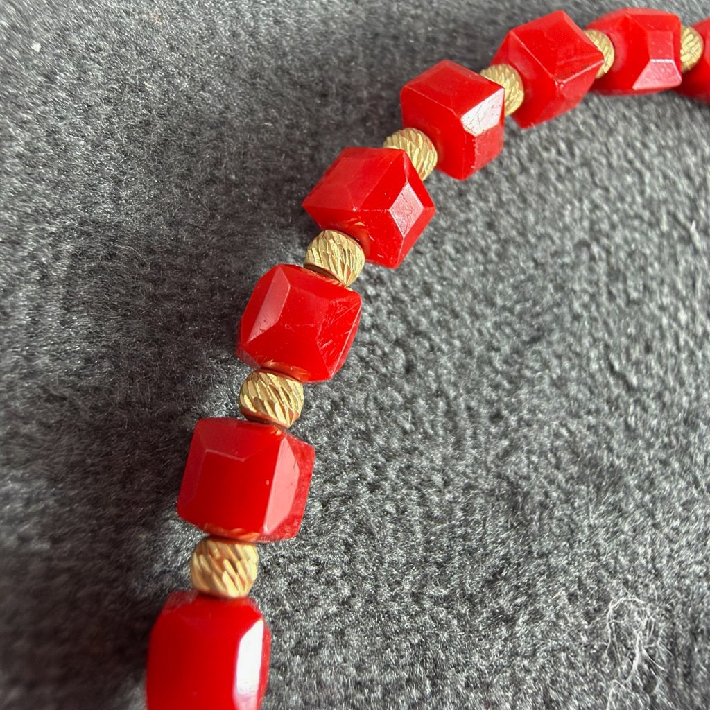 Gouden Armband | 14k | verstelbar rood touwarmband | 416208, Sieraden, Tassen en Uiterlijk, Ophalen of Verzenden, Gebruikt, Goud