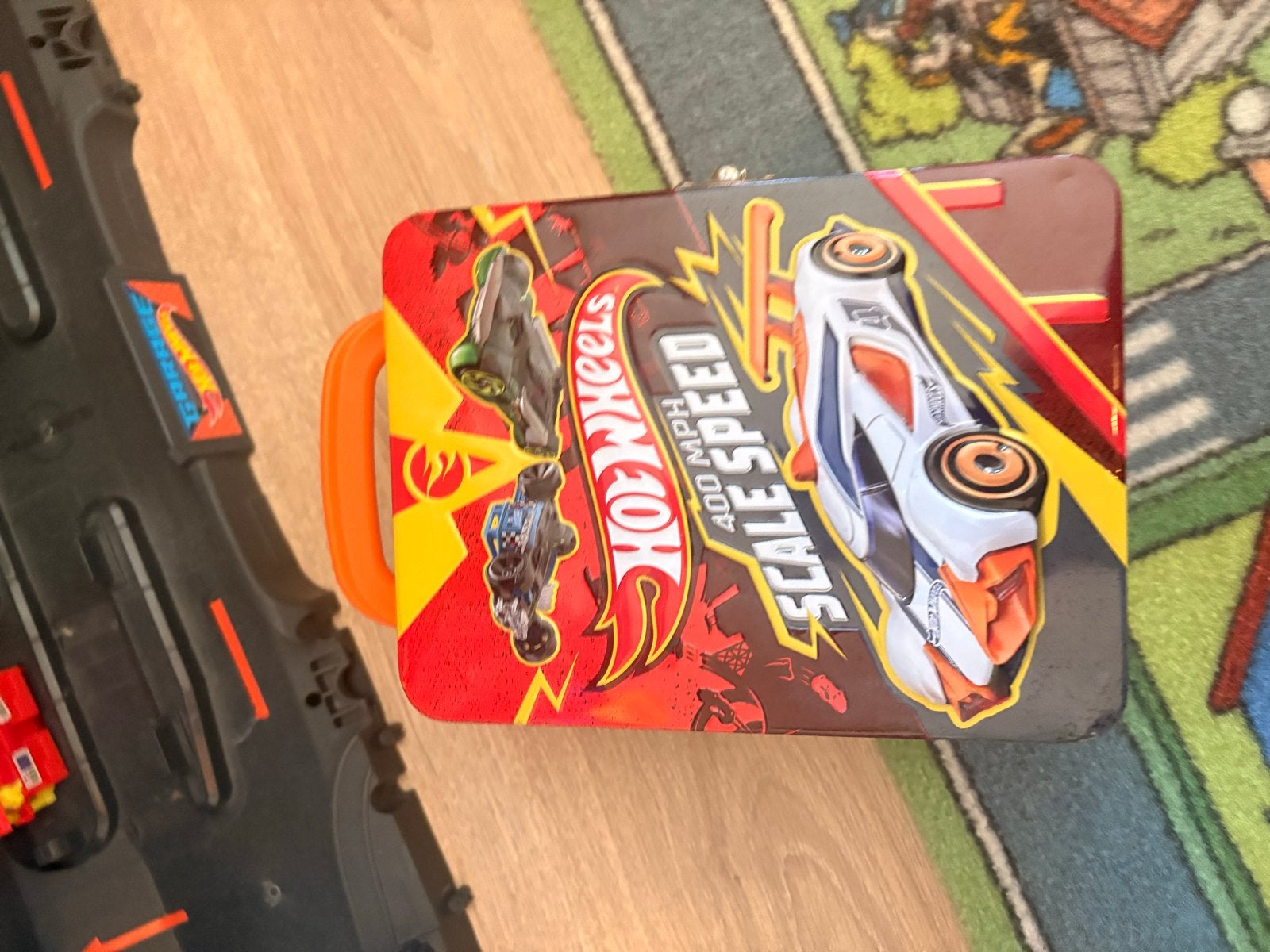 Hot Wheels Opbergkoffer met Auto's - Scale Speed, Kinderen en Baby's, Speelgoed | Speelgoedvoertuigen, Ophalen, Zo goed als nieuw