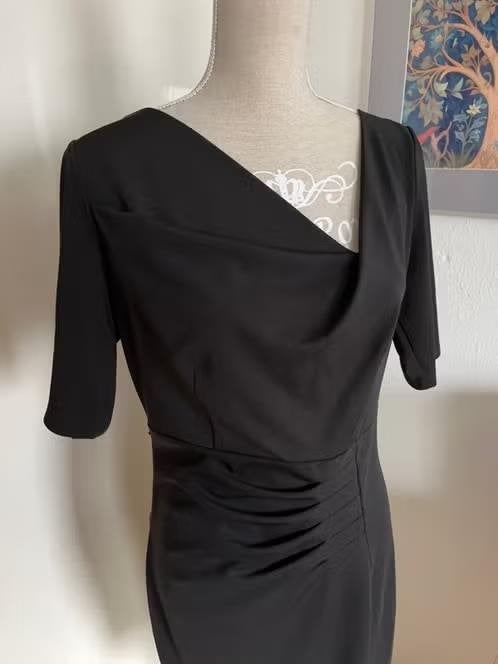 Rinascimento zwarte jurk maat 40/42[v], Kleding | Dames, Jurken, Maat 38/40 (M), Zwart, Ophalen of Verzenden, Zo goed als nieuw