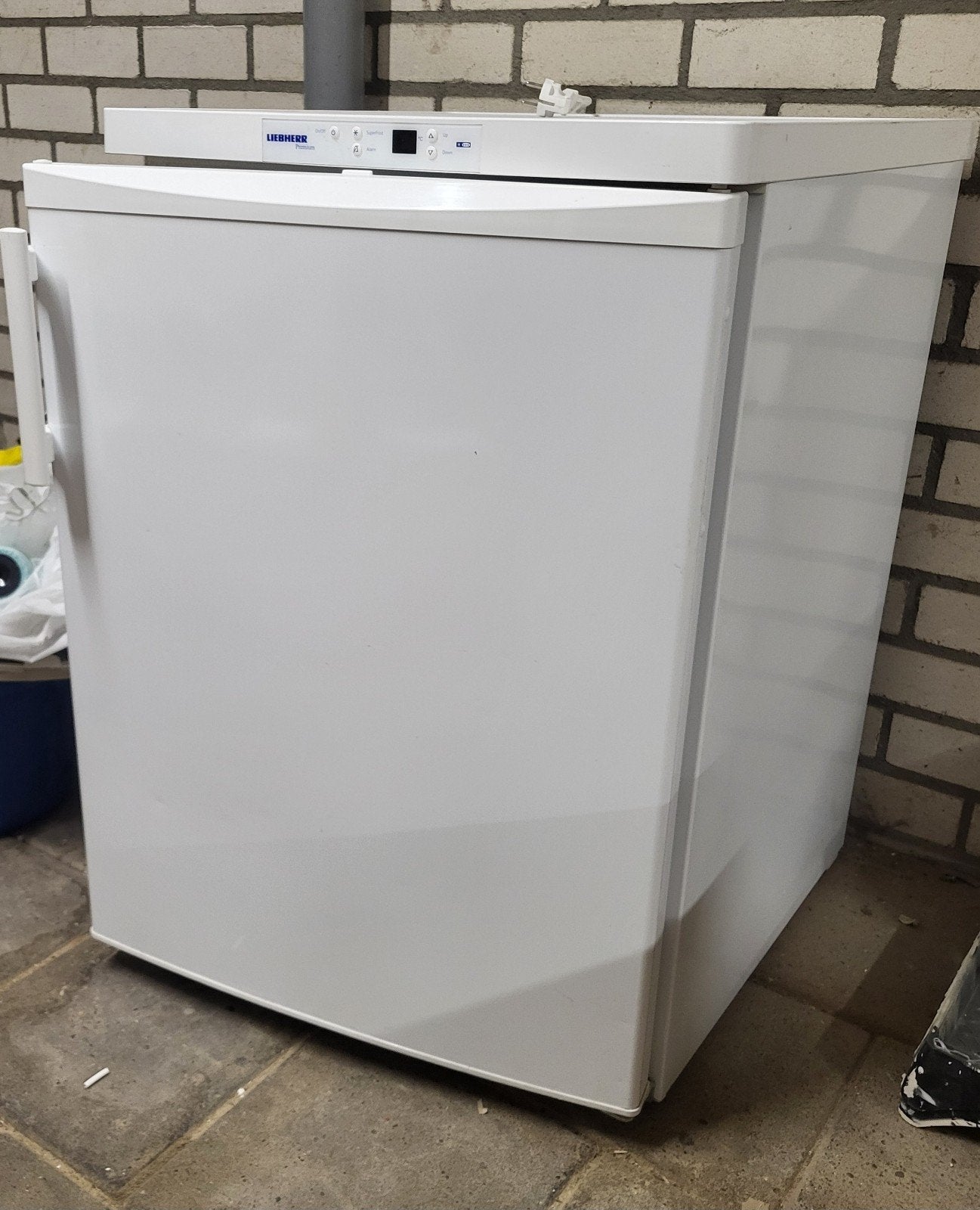 Liebherr vriezer met 4 lades - Goede staat, 100 tot 150 liter, Met aparte vriezer, Zo goed als nieuw, 45 tot 60 cm