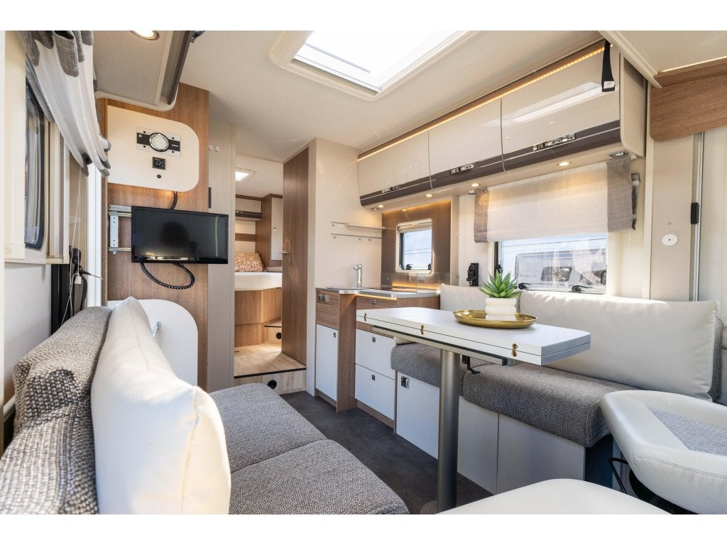 Dethleffs Trend 7057 DBL Queensbed Automaat 47 dkm euro 6, Caravans en Kamperen, Campers, Ringverwarming, Startonderbreker, Fiat