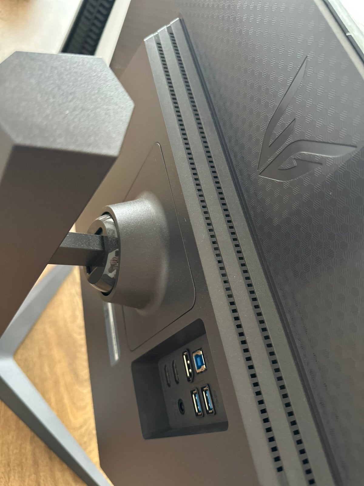 LG UltraGear 27GR83Q Monitor te koop, Ophalen, IPS, Minder dan 1 ms, Zo goed als nieuw