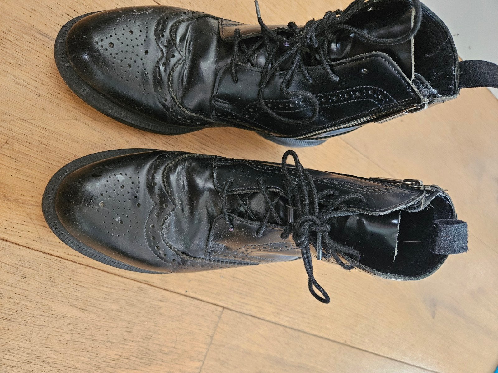 Dr. Martens brogues maat 38 zgan, Zwart, Lage of Enkellaarzen, Ophalen of Verzenden, Dr. Martens