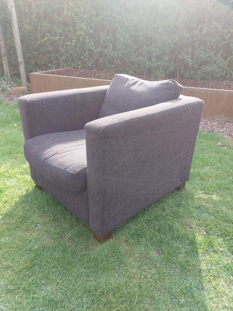 Een nog mooie fauteuil stoel goossens zwart bruin, Huis en Inrichting, Fauteuils, Ophalen, 75 tot 100 cm, Zo goed als nieuw, Stof