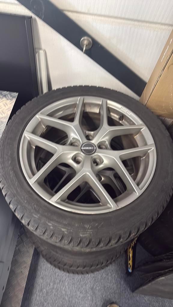 Banden met velgen, Auto-onderdelen, Banden en Velgen, Ophalen, Gebruikt, 17 inch, 235 mm
