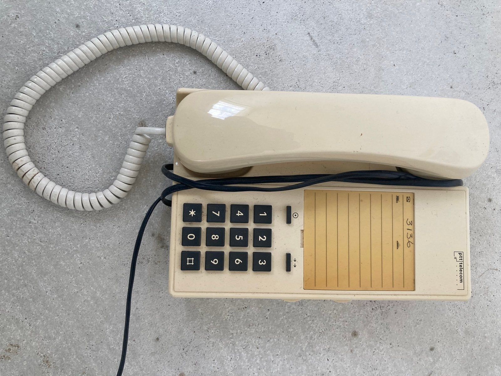 Oude  telefoon, Ophalen, Gebruikt