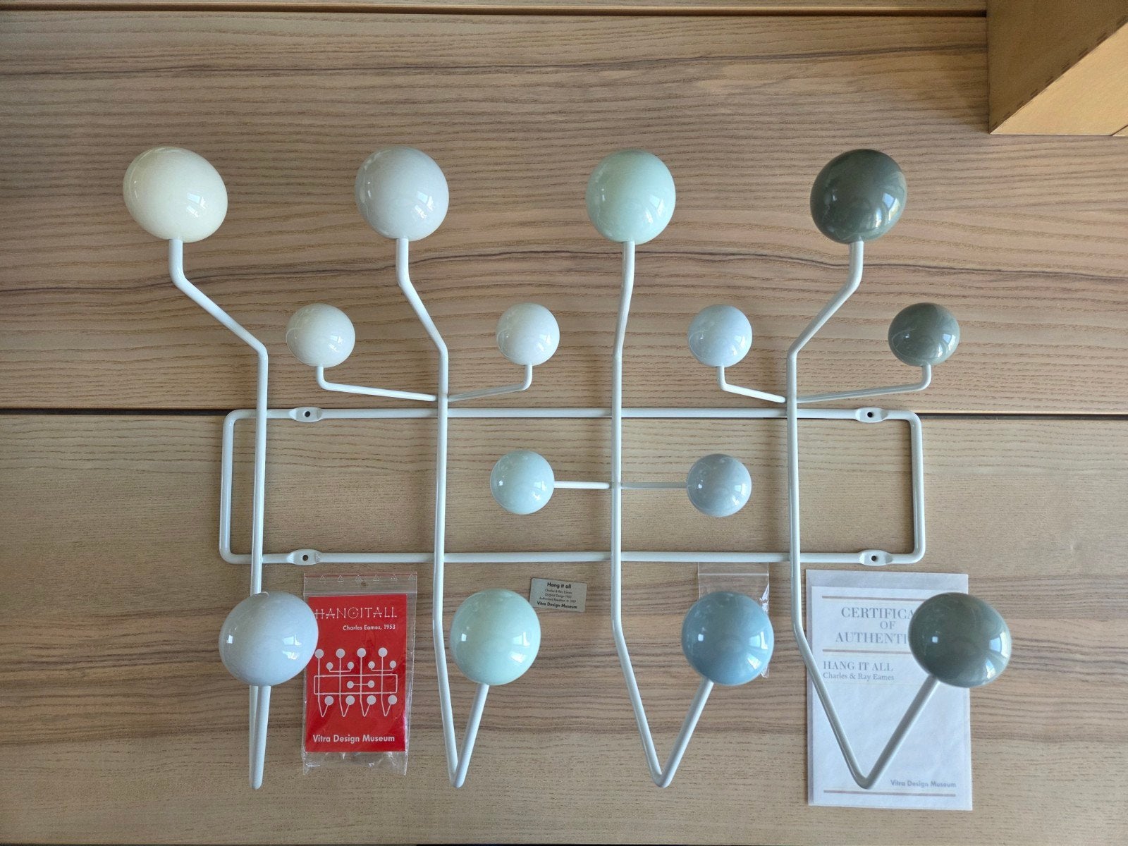 Vitra Kapstok Hang it All Wit, Lichtblauw & Grijs, Huis en Inrichting, Overige materialen, Nieuw, Minder dan 100 cm, Ophalen