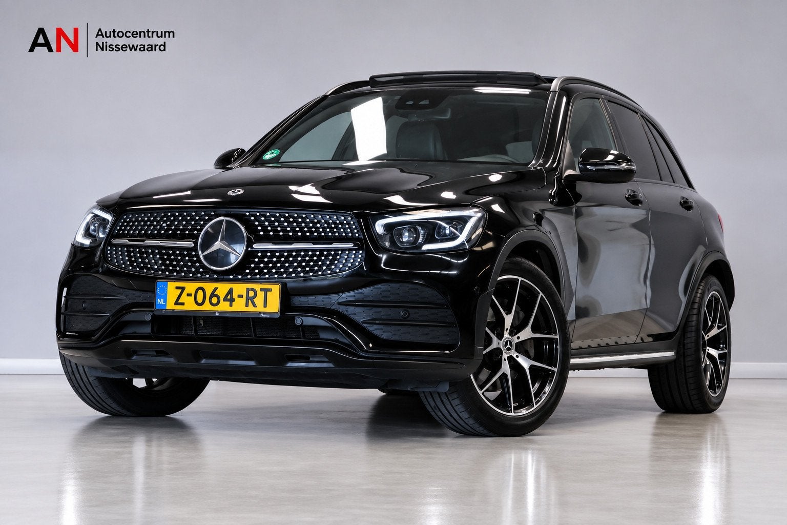 Mercedes-Benz GLC-klasse 220d 4MATIC AMG Premium Plus |Panor, Auto's, Gebruikt, 2500 kg, Zwart, Diesel