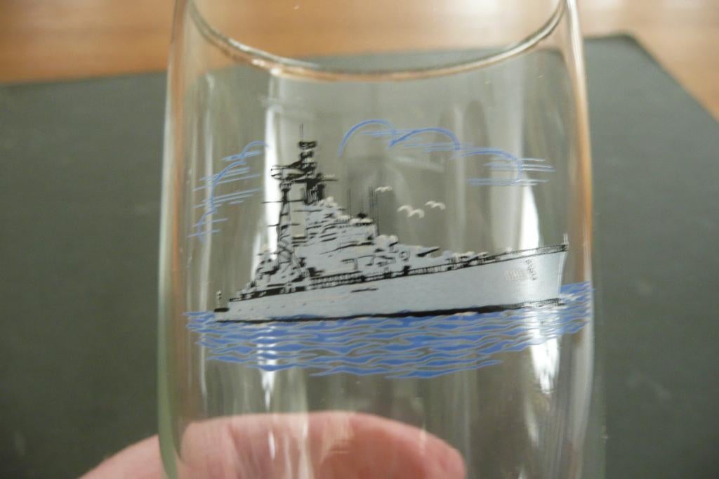 Glas lichte kruiser Hr Ms De Ruyter C 801 Koninklijke Marine, Verzamelen, Ophalen of Verzenden, Gebruikt, Motorboot, Gebruiksvoorwerp