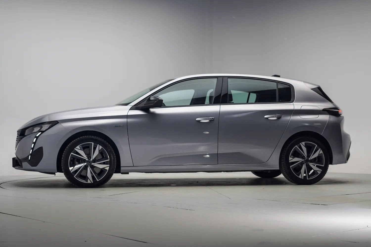 Peugeot 308 1.6 Plug-in Hybrid SOH 94,4% Active Pack 180 Aut, Auto's, Automaat, Gebruikt, 4 cilinders, Bedrijf