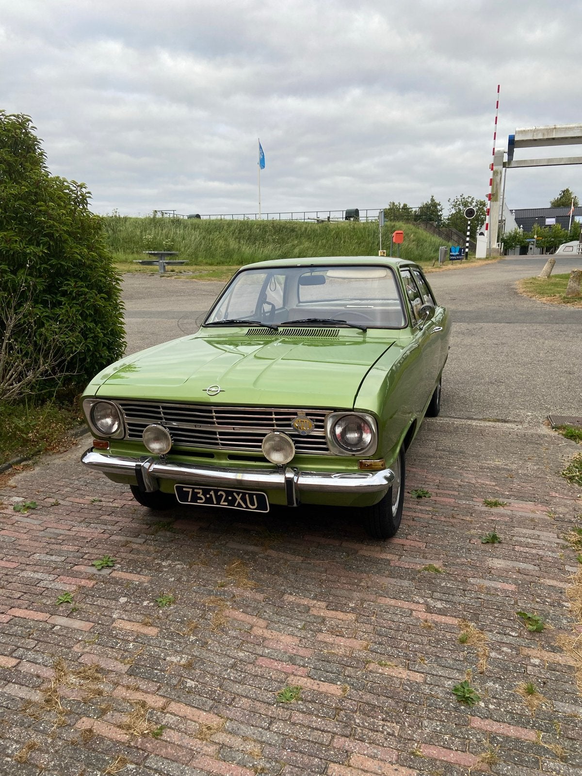 Opel Kadett 1.1 1973 Groen, Ophalen, Zo goed als nieuw