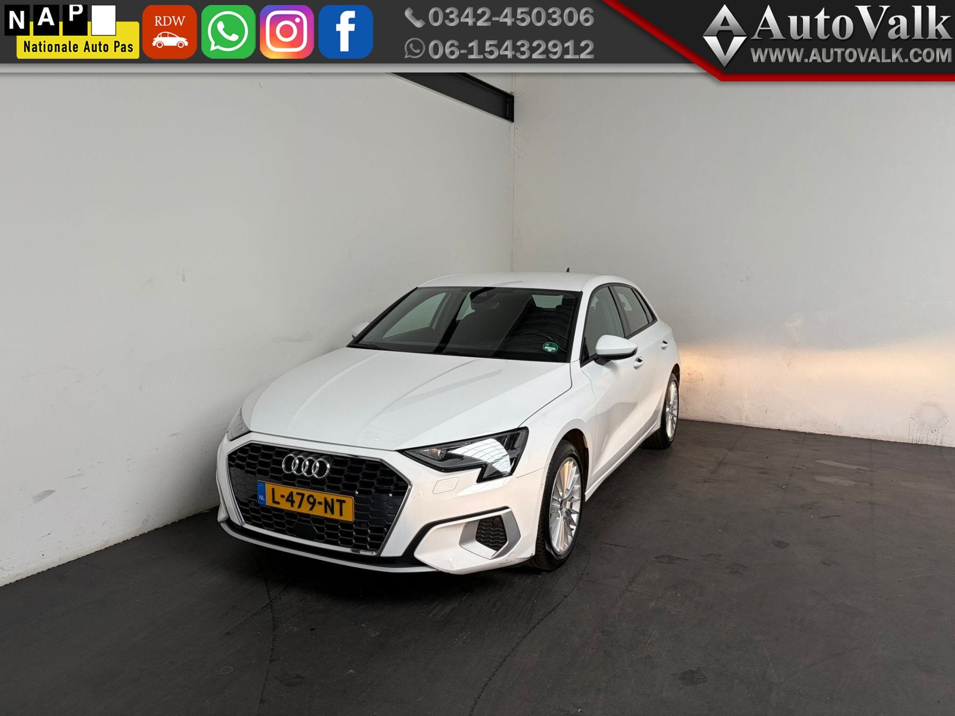 Audi A3 Sportback 30 TFSI Business edition (bj 2021), Auto's, Gebruikt, Euro 6, Wit, Automatische klimaatregeling