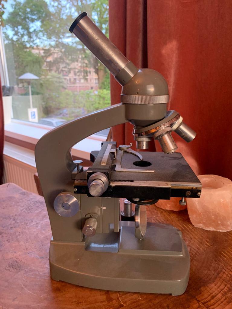 Yashima Tokyo YD-1 Biologische Microscoop in Houten Kist, Ophalen of Verzenden