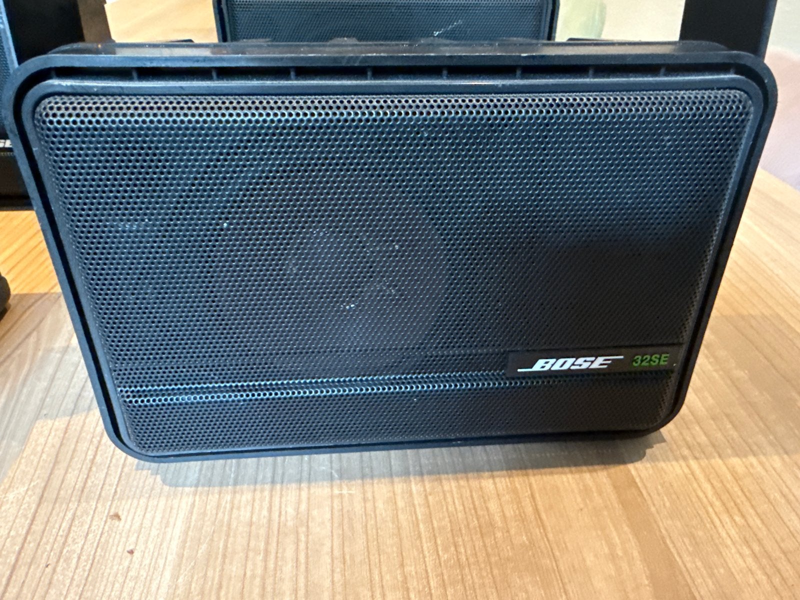 Bose 32SE Environmental Speakers (4 stuks), Gebruikt, Overige typen, Ophalen of Verzenden, Bose