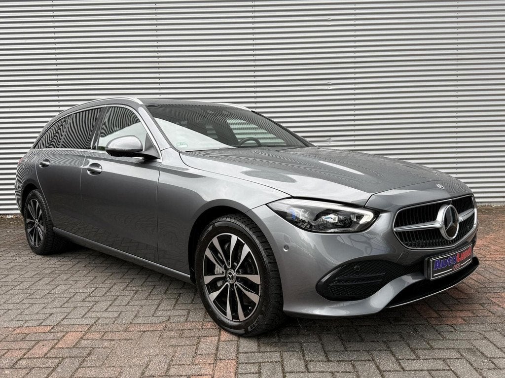 Mercedes C-klasse Estate 300 e Leer Led Carplay Camera 2023, Auto's, Mercedes-Benz, Automaat, Achterwielaandrijving, Euro 6, 4 cilinders