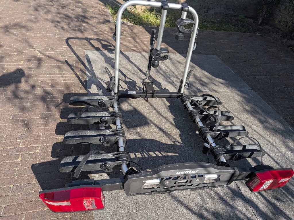 Uebler F42 fietsendrager voor 4 fietsen, Ophalen, 3 fietsen of meer, Elektrische fiets, Zo goed als nieuw