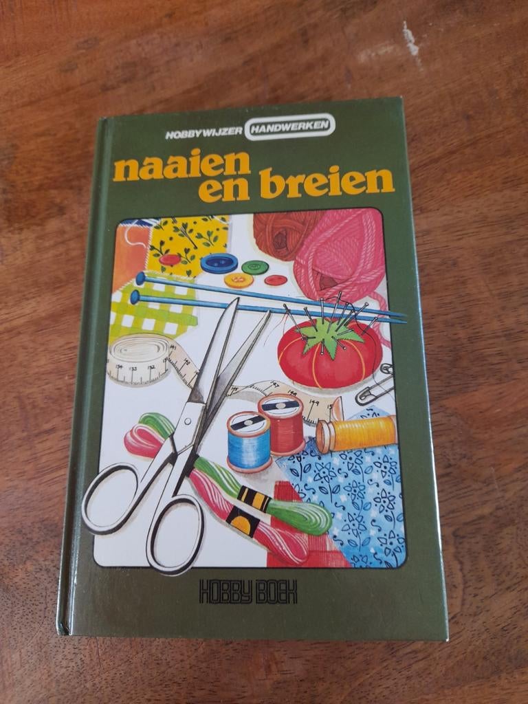 Hobbywijzer Handwerken: Naaien en Breien boekje, Ophalen of Verzenden, Gebruikt, Overige typen