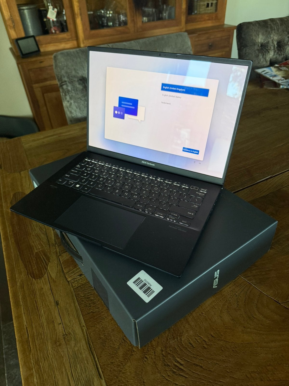Asus zenbook UX3402V Oled laptop, Qwerty, 14 inch, Ophalen of Verzenden, Zo goed als nieuw