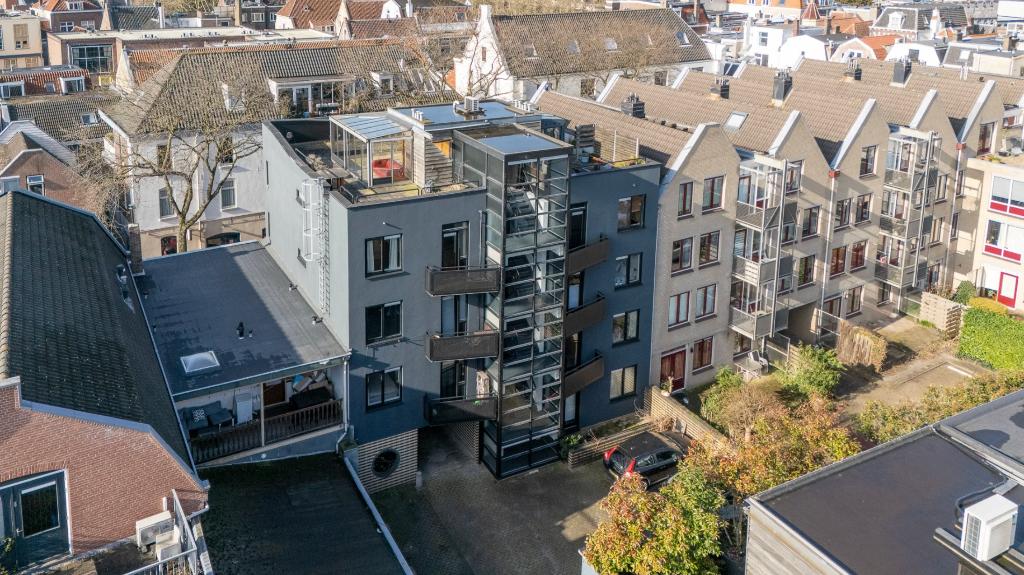 For rent: 3 rooms apartment 70 m2 Utrecht city center, 33 - 40 uur, Overige vormen