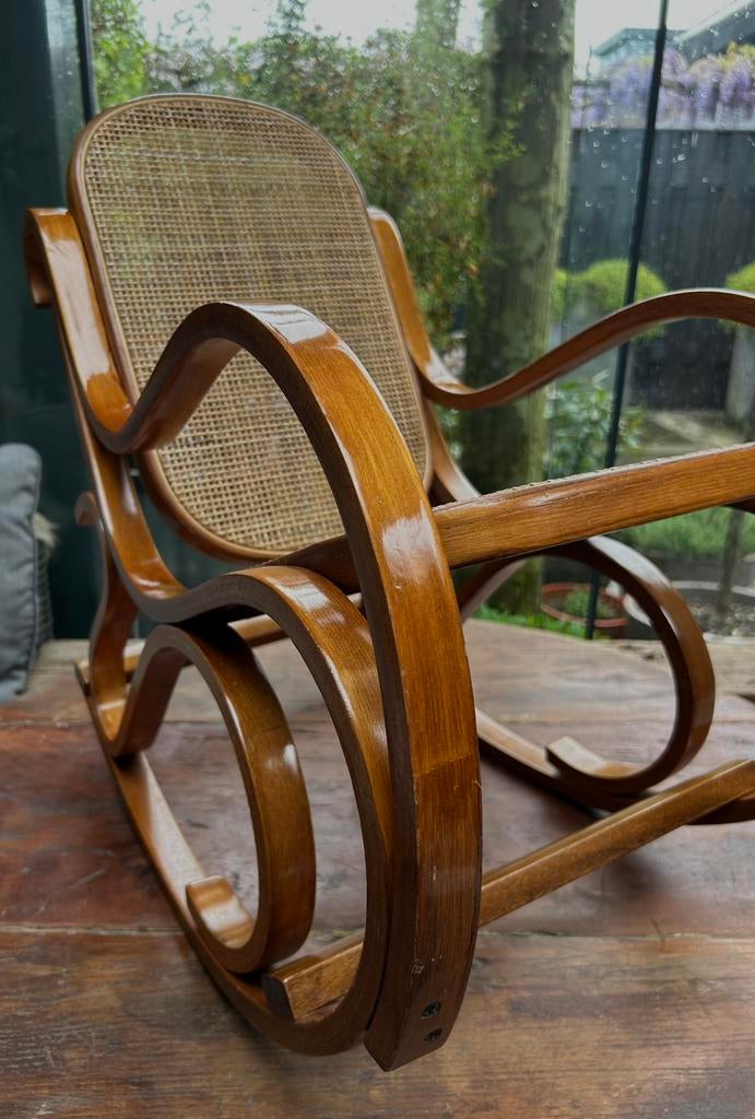 Kinder schommelstoel thonetmodel webbing hout, Antiek en Kunst, Ophalen of Verzenden