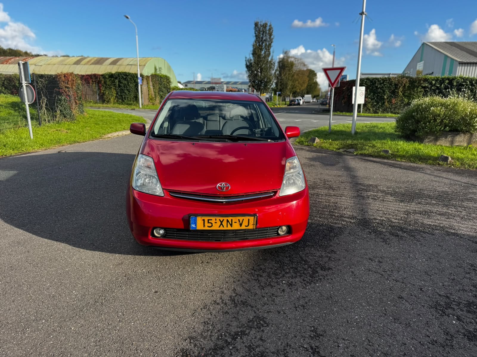 Toyota Prius 1.5 HSD 2007 Rood EXPORT, Auto's, 1497 cc, 4 cilinders, 23 km/l, Origineel Nederlands