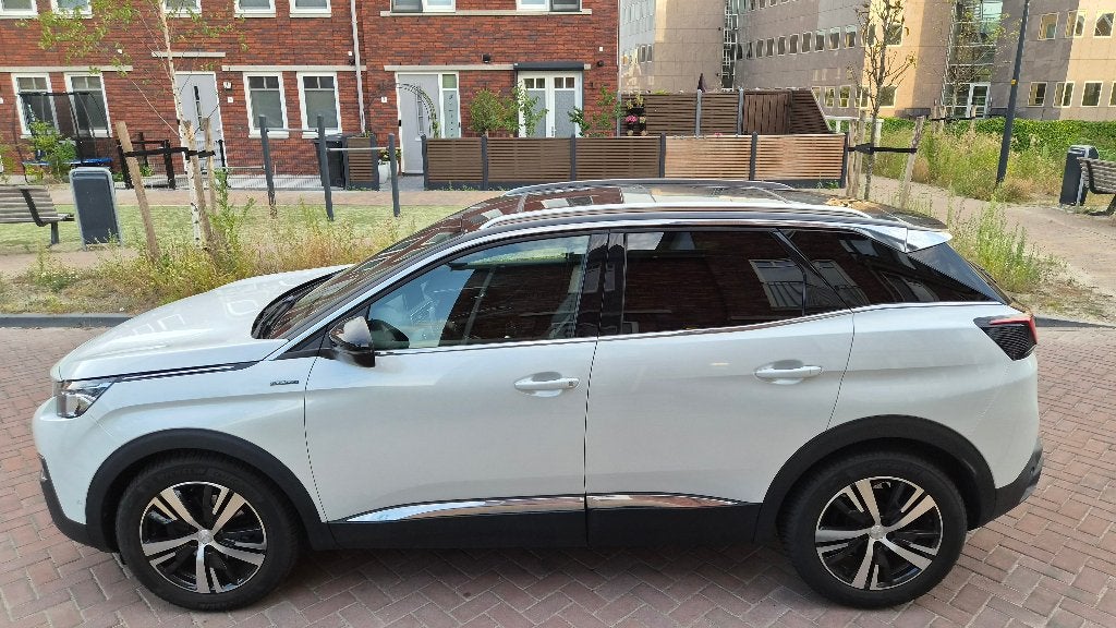 Peugeot 3008 1.6 E-thp 121KW/165PK Eat6 2017 Wit, Dealer onderhouden, 4 cilinders, Wit, Particulier