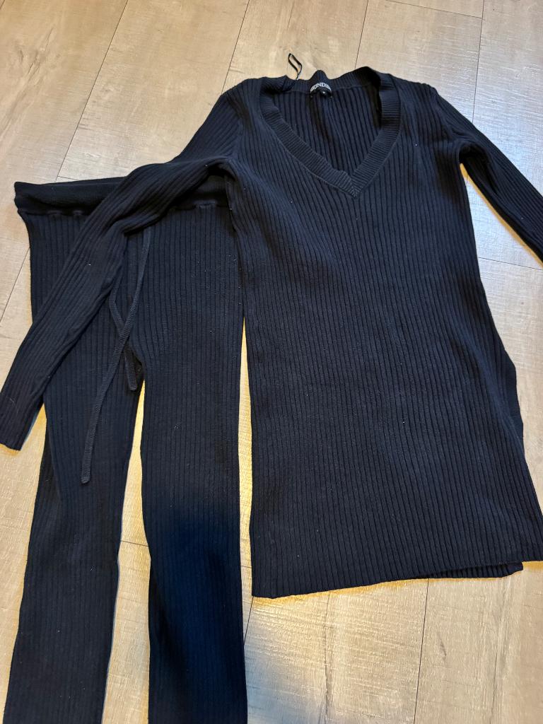 Reinders Twins set & Costes broek, Kleding | Dames, Huispakken, Gedragen, Maat 38/40 (M), Zwart, Ophalen of Verzenden