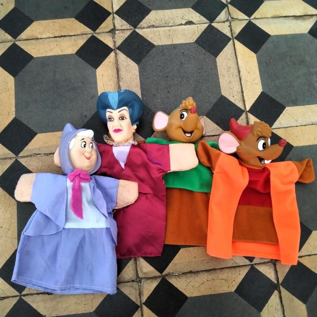 Disney handpoppen assepoester poppenkastpoppen, Ophalen of Verzenden