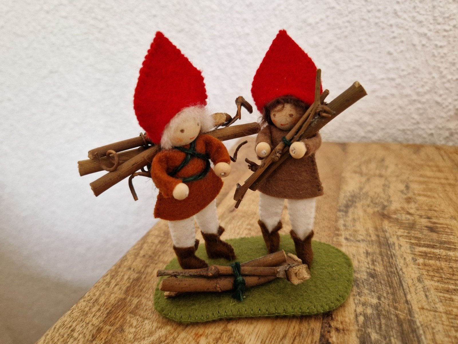 Sprokkelkabouters van wolvilt voor de seizoenstafel, Ophalen of Verzenden, Nieuw, Figuurtje(s), Wolvilt