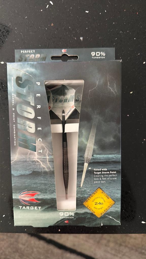 Target Perfect Storm 24 gram steeltip darts, Ophalen of Verzenden, Nieuw, Pijlen