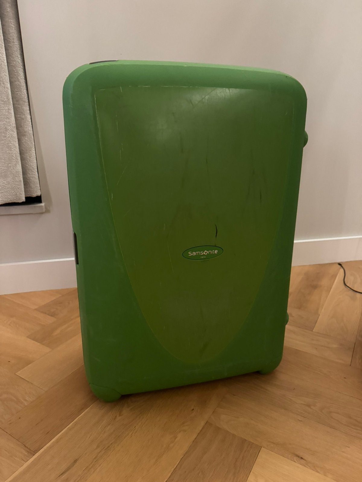 Samsonite koffer, Sieraden, Tassen en Uiterlijk, Koffers, Hard kunststof, Slot, Zo goed als nieuw, Ophalen