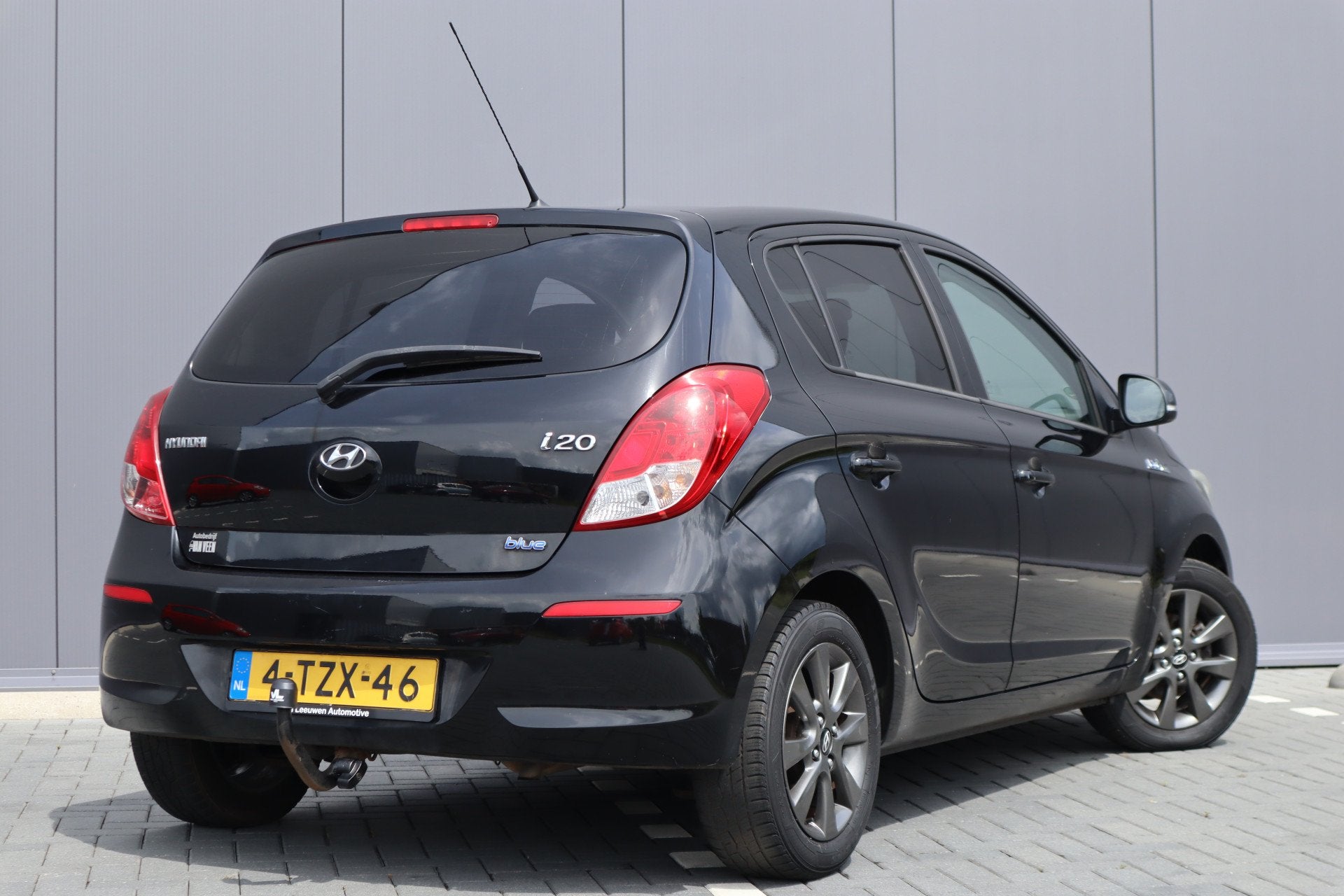 Hyundai i20 1.2i Go! | Nieuwe koppeling | Cruise | Trekhaak, Auto's, Euro 5, Gebruikt, Zwart, Origineel Nederlands