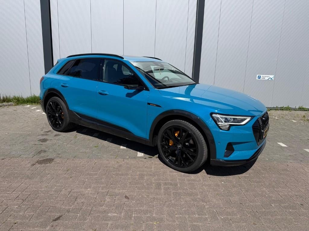 Audi etron 55 Quattro 408pk Pan.dak, B&O, Subw, bomvol acce, Automaat, 131 €/maand, 0 cilinders, 1800 kg