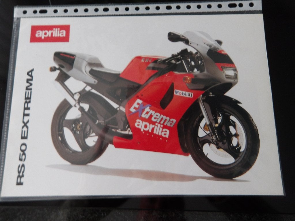 Aprilia RS 50 Extrema folder, Fietsen en Brommers, Ophalen of Verzenden, Zo goed als nieuw
